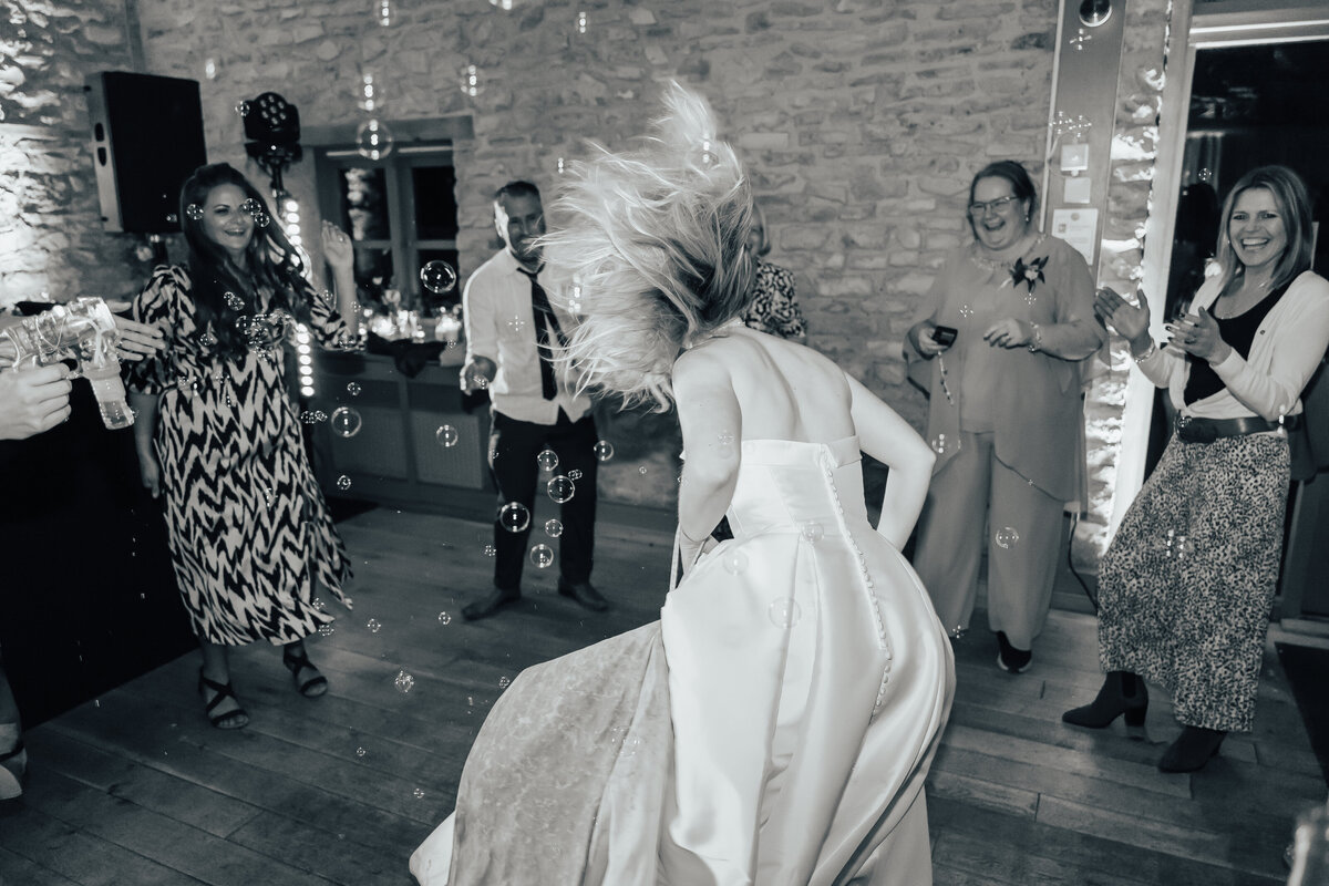 GraceDovePhotography_Hattie&Jake_EveningReception-105