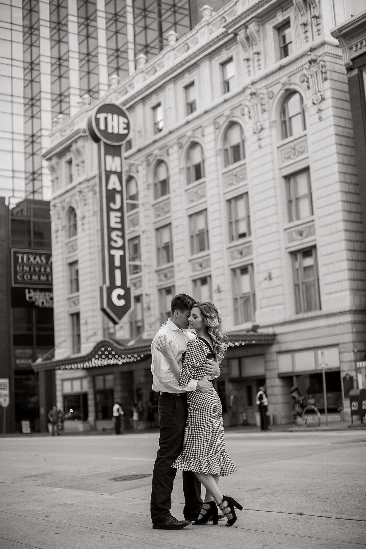 Dallas skyline engagement photos Hampton Morrow 0018