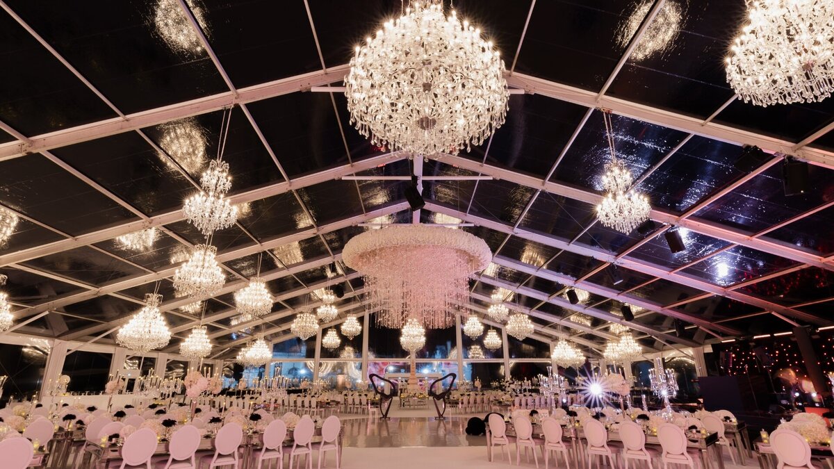 Fairytale Castle Wedding Chateau de Chantilly France by @alejandrapoupelevents 8