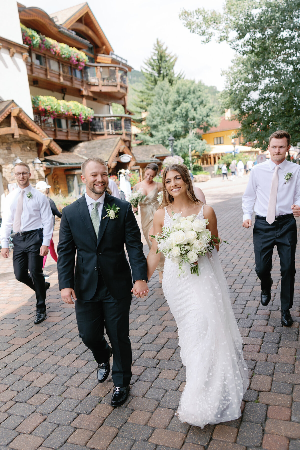 8.18-Maria-Andrew-the-10th-wedding-vail-previews-34