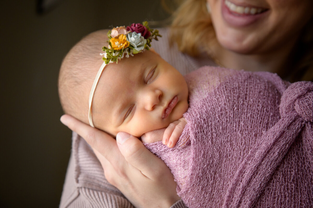 Abbie Potts Photography Green Bay Newborn Photographer Lifestyle Newborn Baby Session_0690