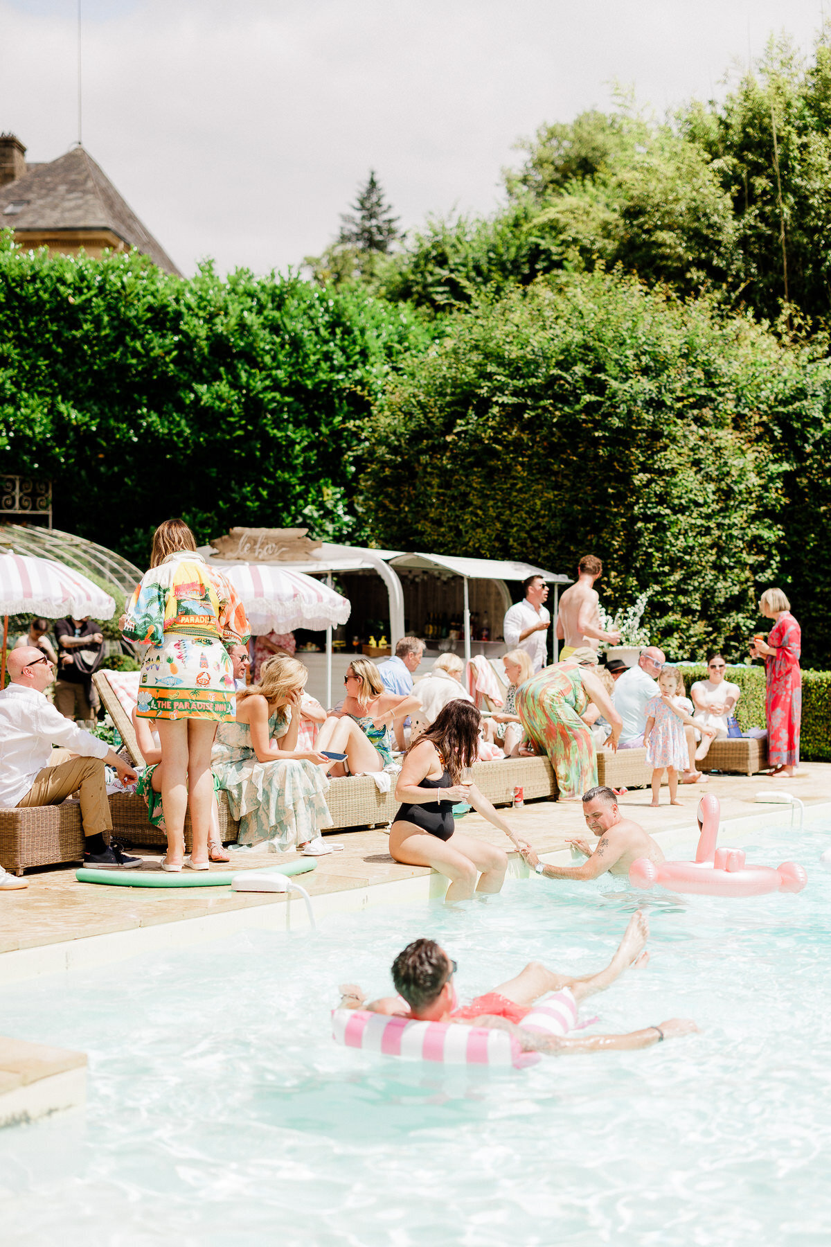 Modern_Chic_Chateau_Valouze_Destination_Wedding_Photographer-178
