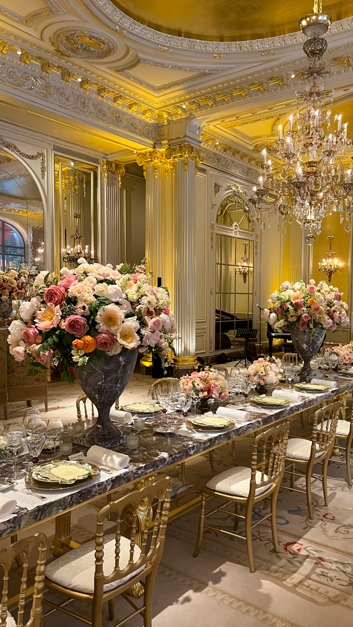 Plaza-athenee-paris-Floraison2