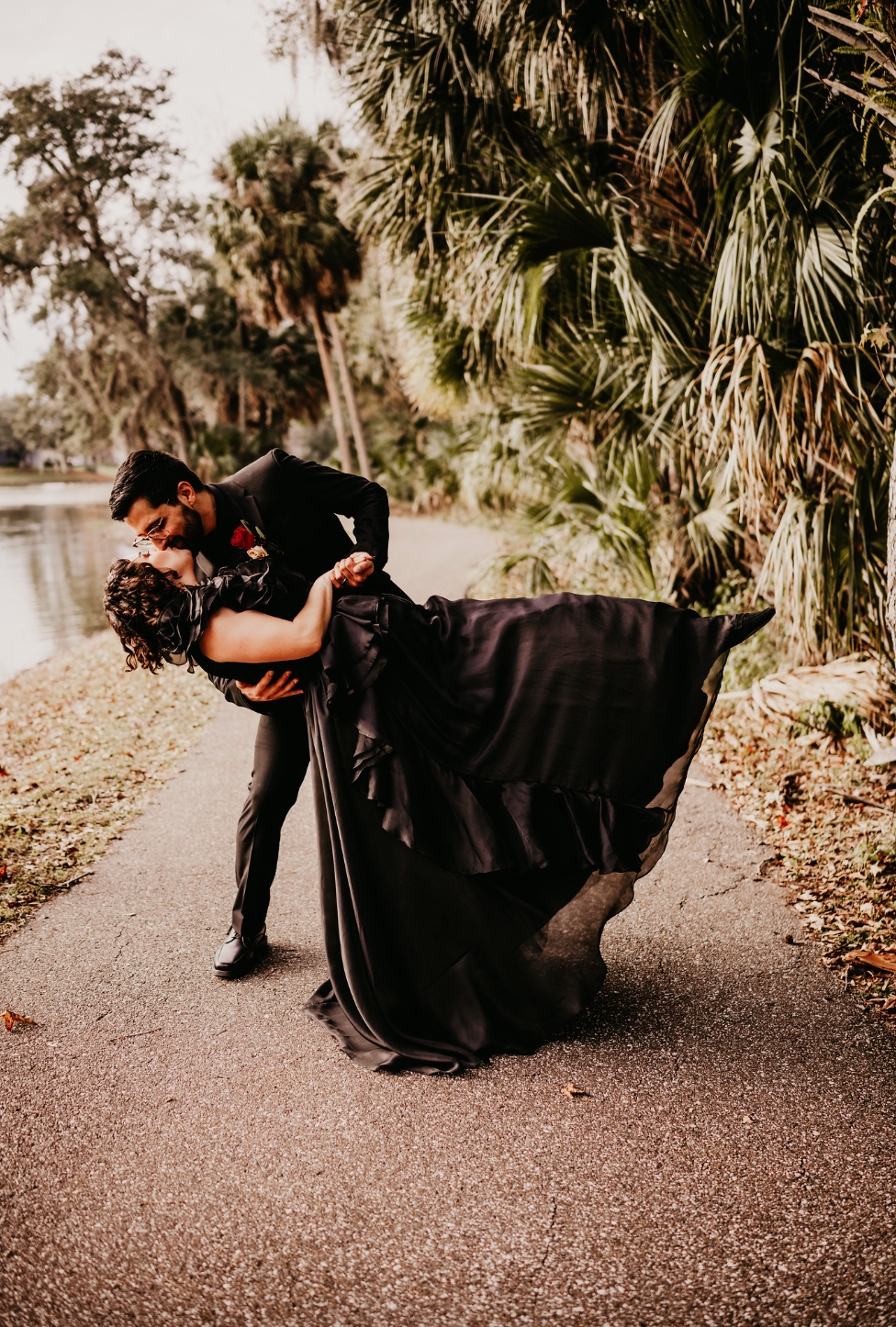 mariah-lacy-photo-florida-ave-brewery-elope-unique-wedding-venue-1