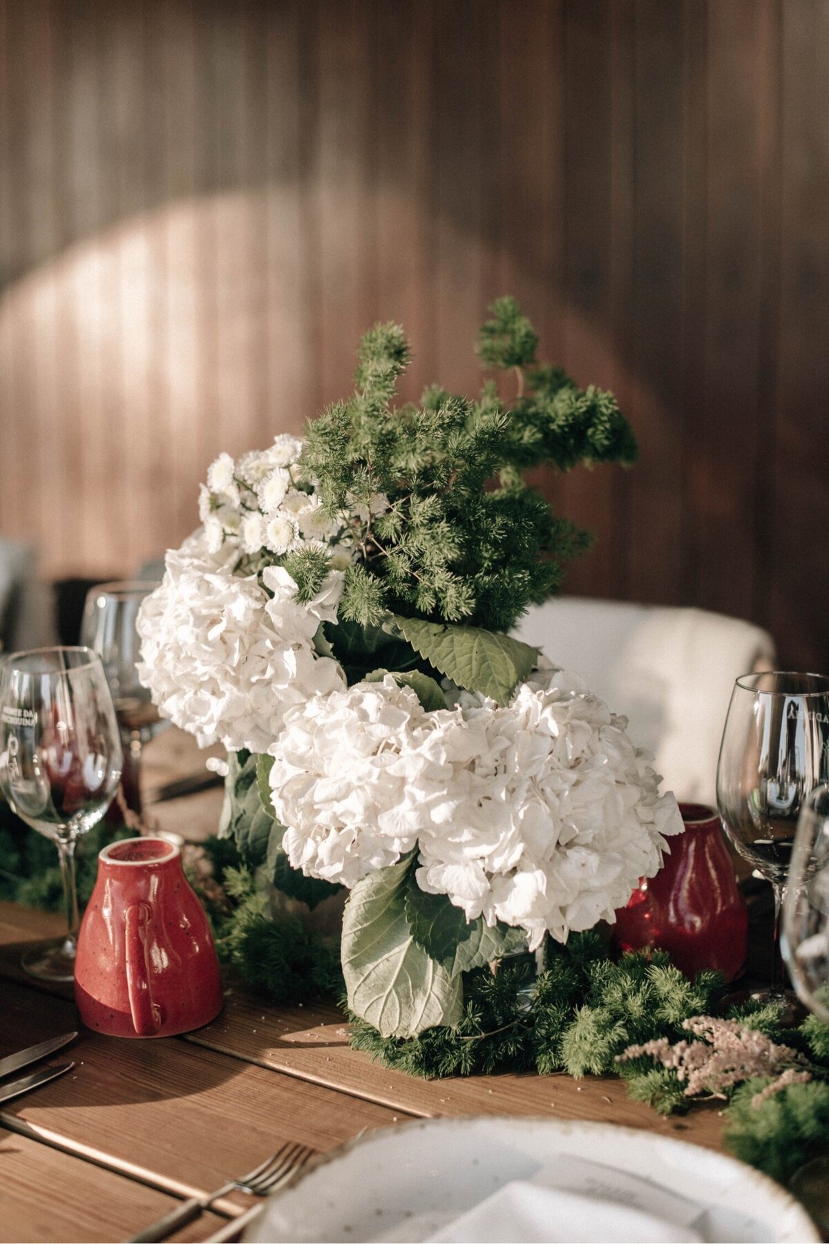 02_Flora_And_Grace_Portugal_Editorial_Wedding_Photographer Lisboa_Wedding_Photographer-132_A modern luxury wedding at Malhadina Nova in Portugal in the Alentejo region. Understated elegance and sleek aesthetic captured by Flora and Grace Photography.