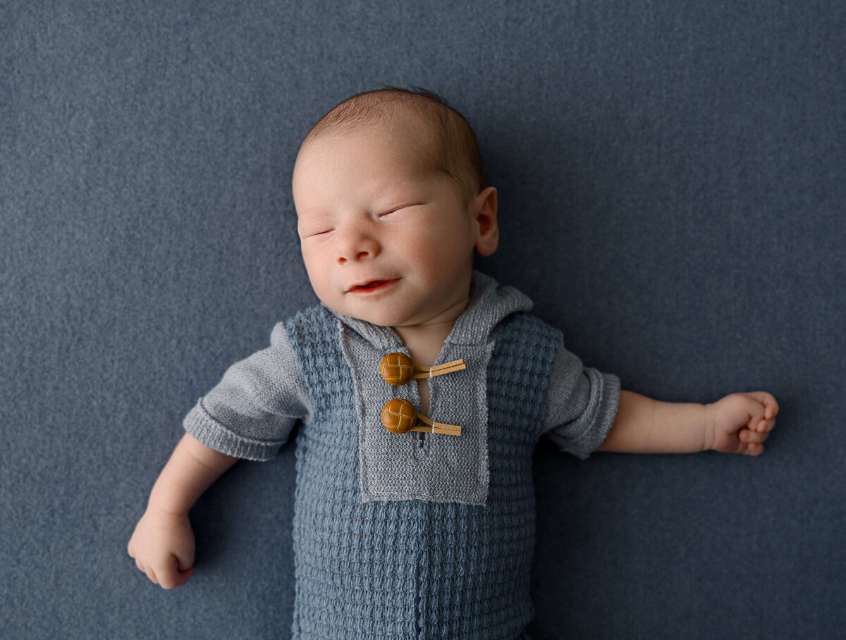 erie-pa-newborn-photographer-6193