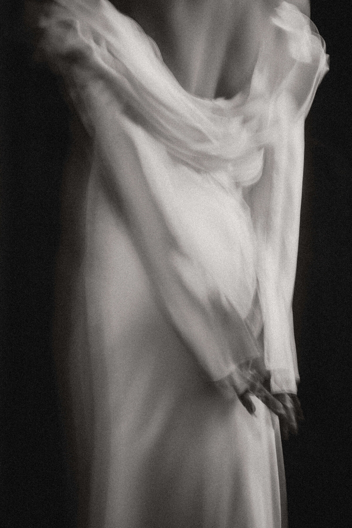 blurry-bridal-portrait