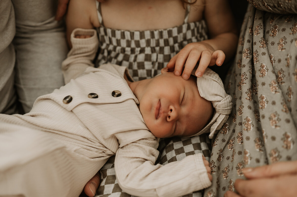 hunter.newborn-11
