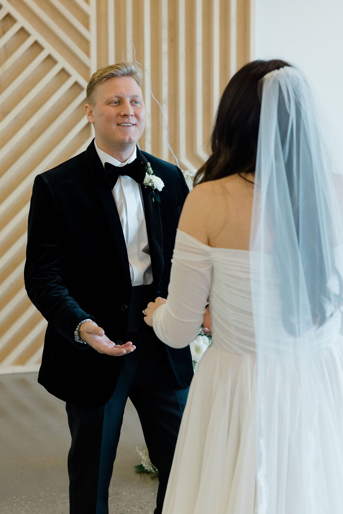 grand rapids wedding photographer