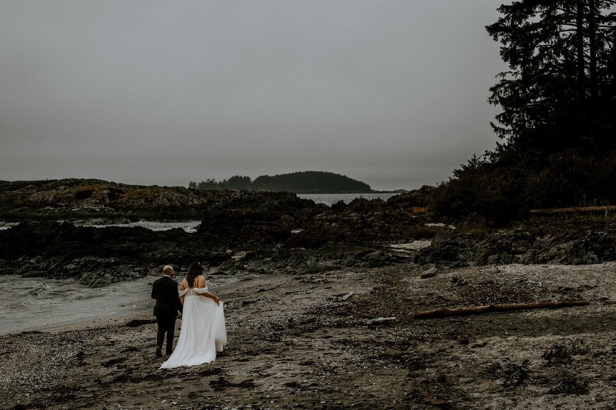 Tofino Sunset Engagement Photography
