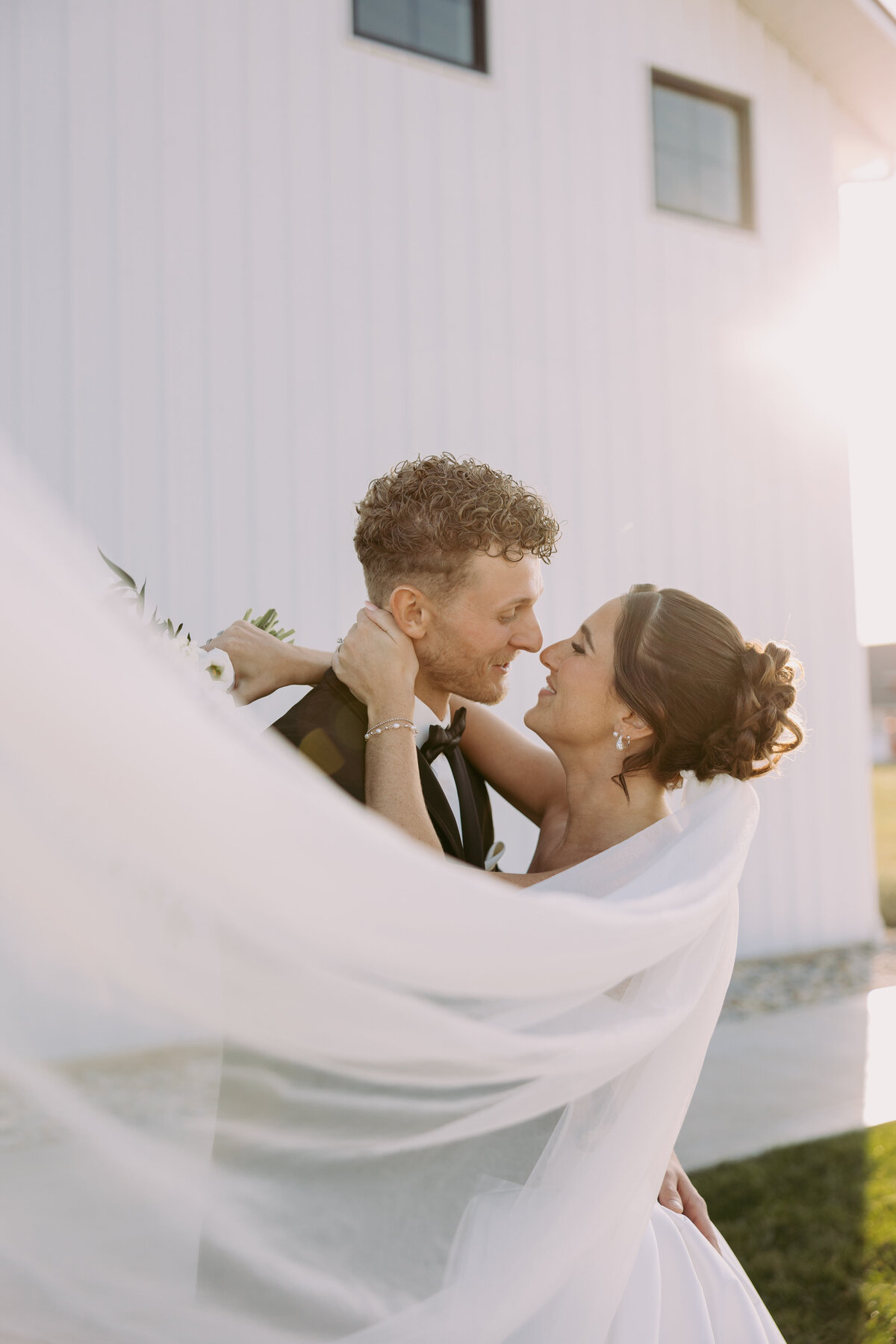 the-johnstons-previews-54