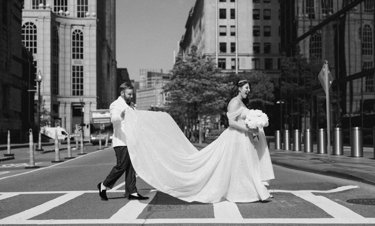 12025FairmontCopleyBostonWeddingPhotosWeddingPhotosBostonSymulaMediaGroupBostonMassachusettsWeddingPhotographerNewEnglandWeddingPhotographyBostonWeddingPhotographerTrueToColorEditorialCinematic_-8