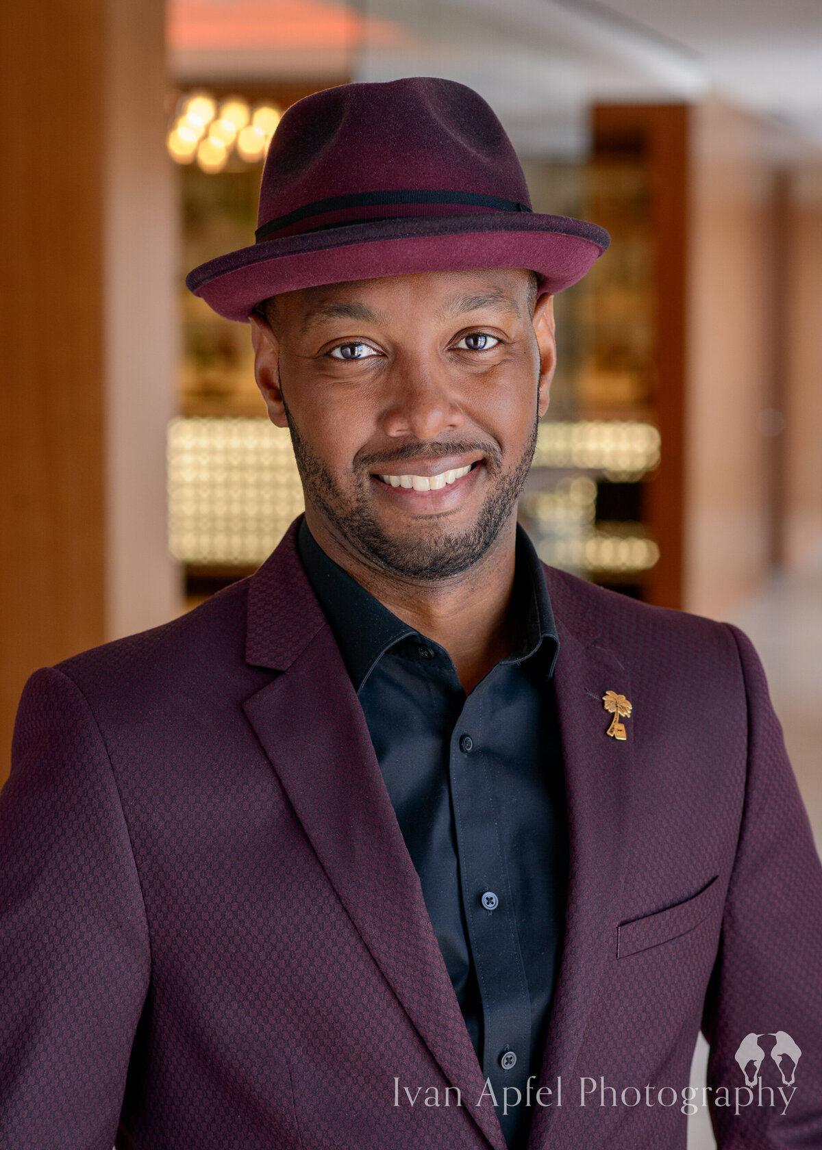 Broward-Ft-Lauderdale-Headshot-Photographer-beverage-sales-exec-Ivan-Apfel-_IAP2782-Edit