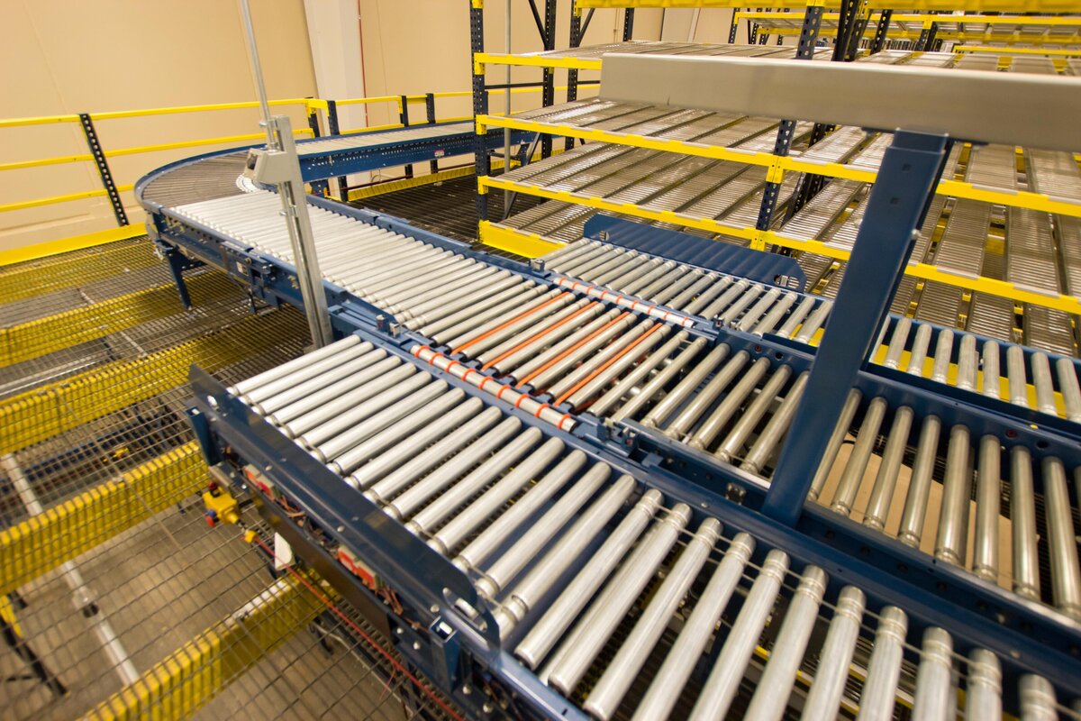 Conveyor for Distribution bu Conveyors & Equipment