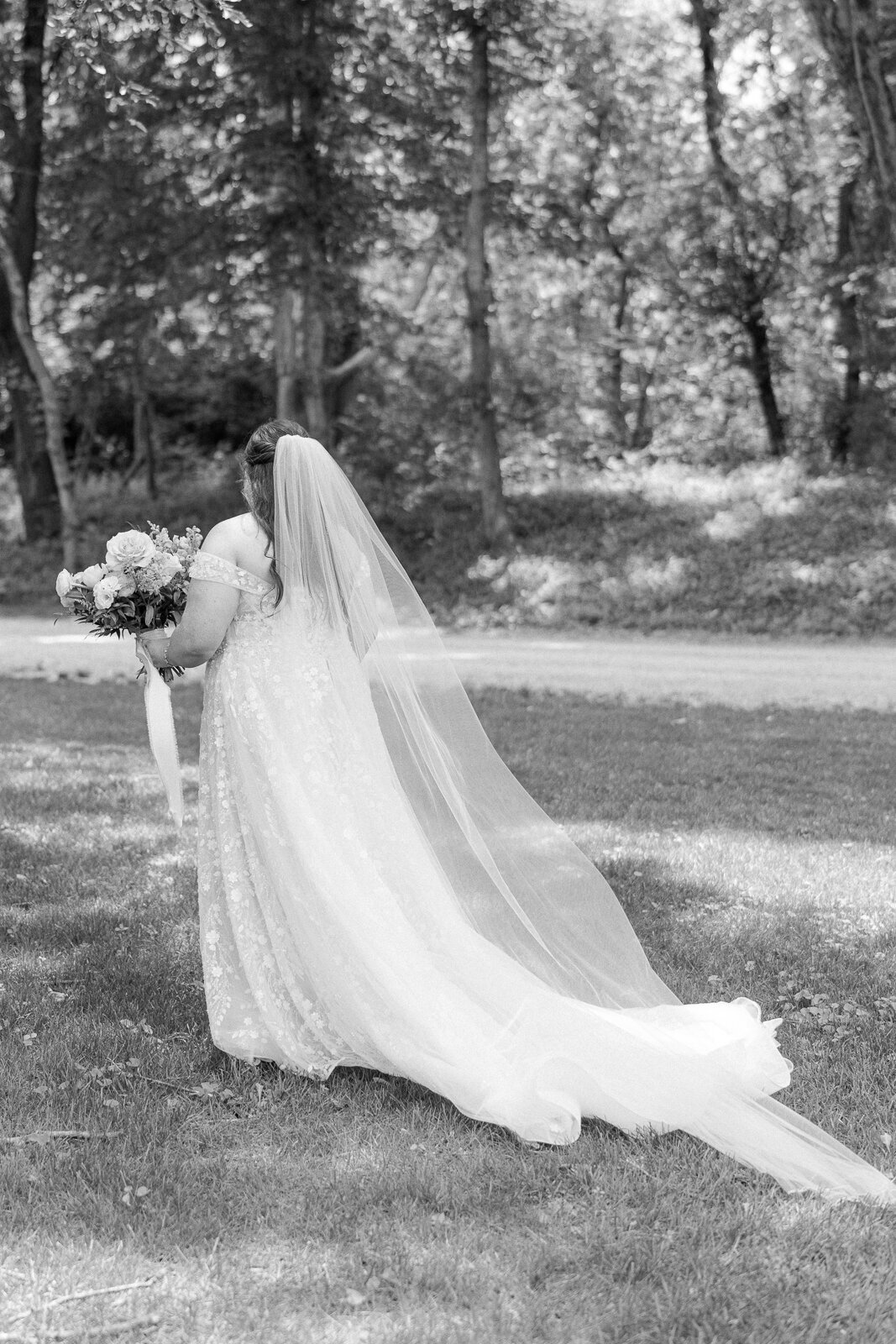 Conservatory at Evergreen Wedding Indianapolis Alison Mae PhotographyAMP02109
