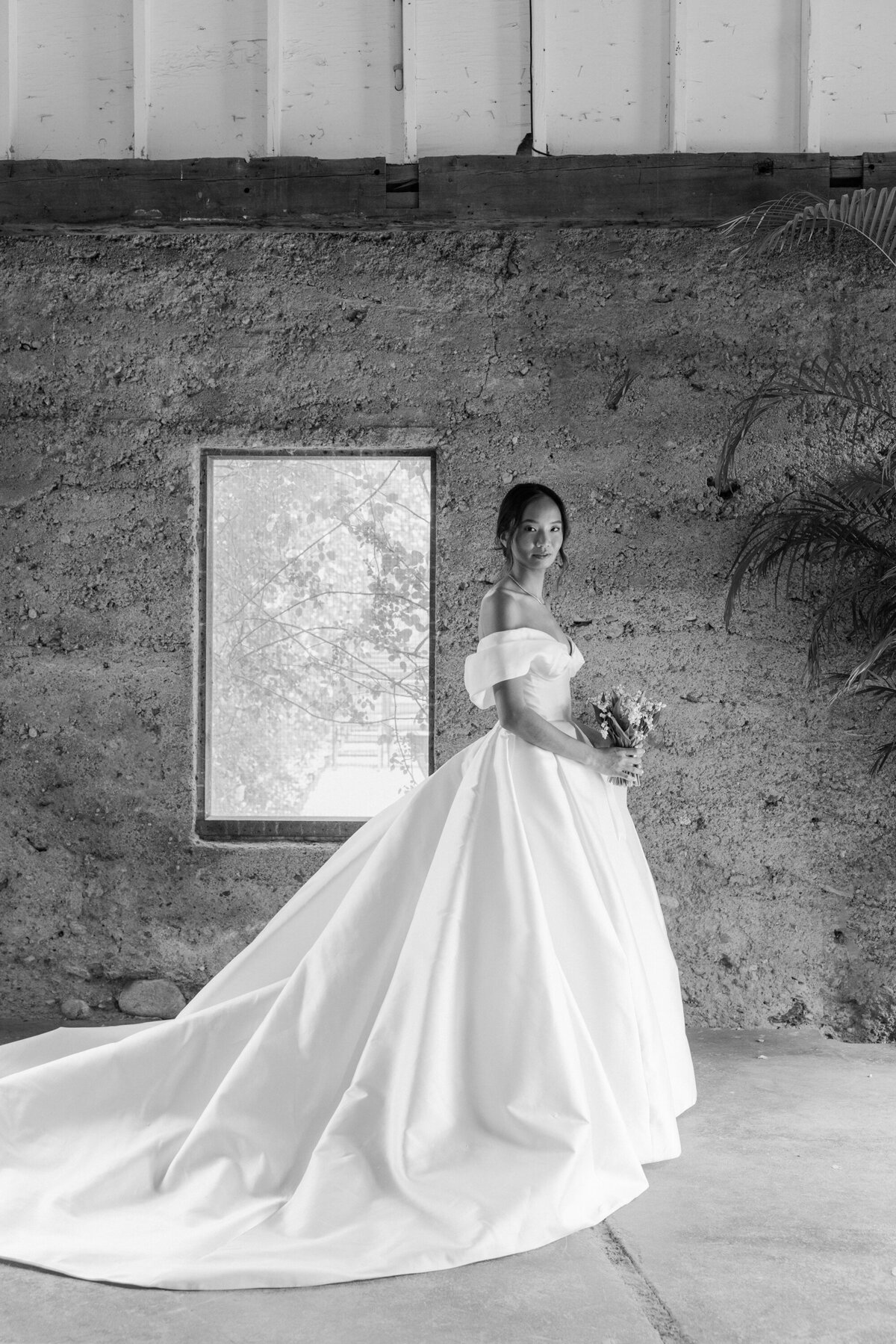 KateEdwardsWeddings_Lisa&Jacob_ValleyRockInn-89