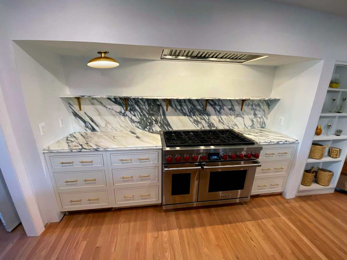 CALACATTA CORCHIA MARBLE KITCHEN EDITED
