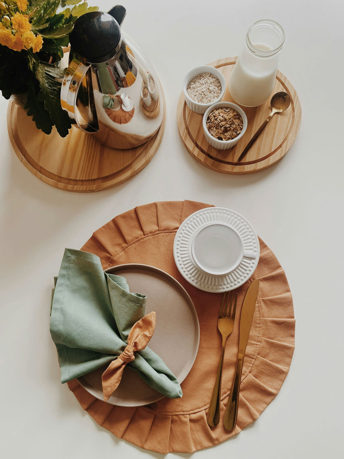 Breakfast-and-coffee-at-Havenwyld