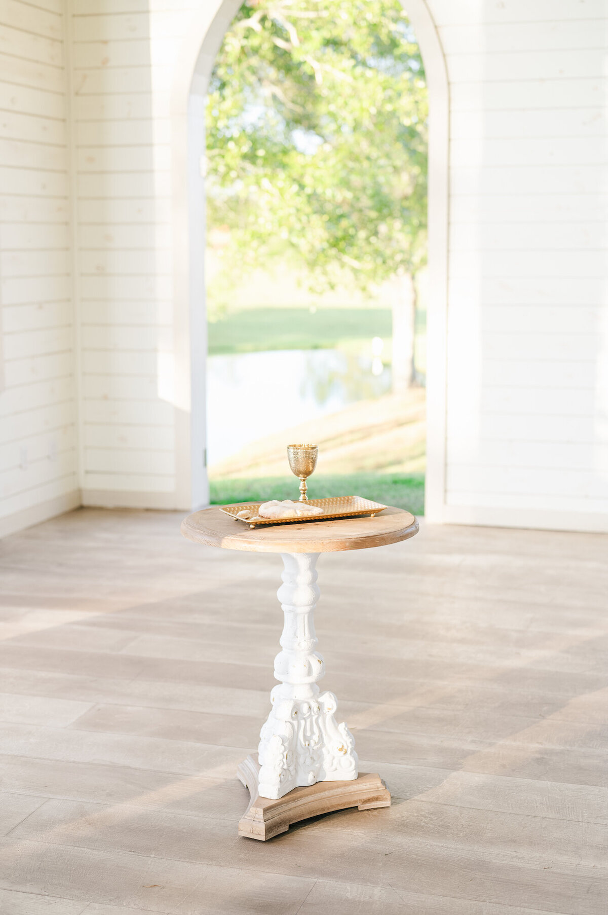 white-magnolia-november-wedding-kentwood-louisiana-47