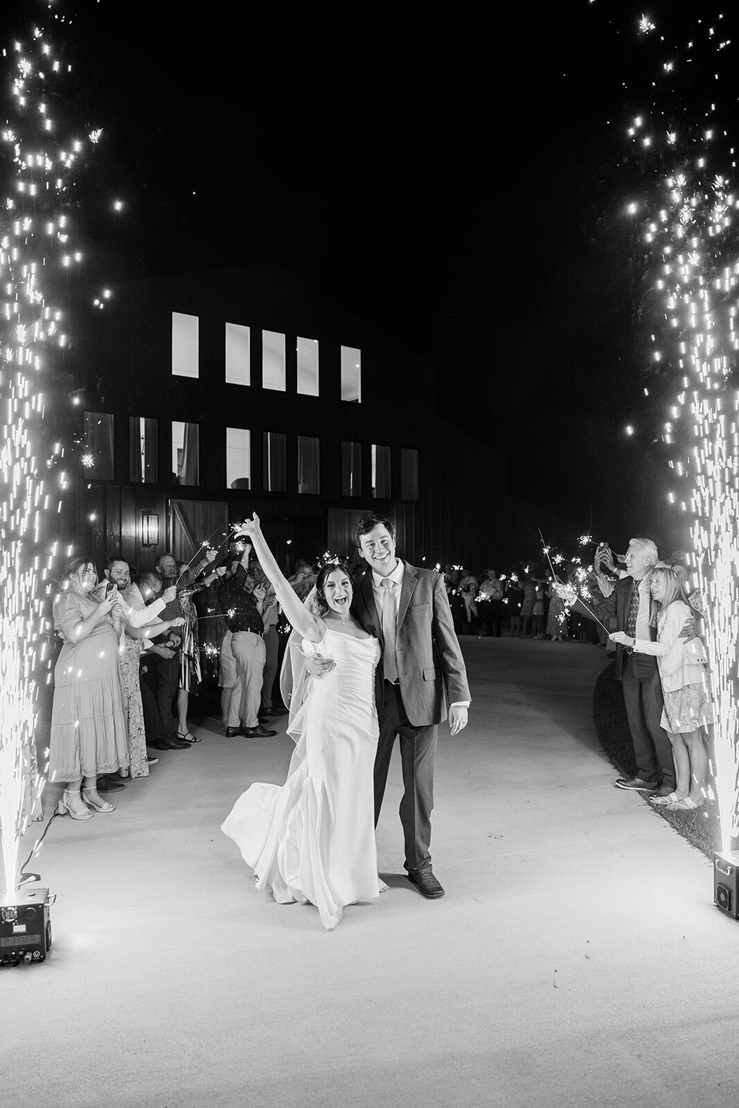 half-moon-empire-wedding-20