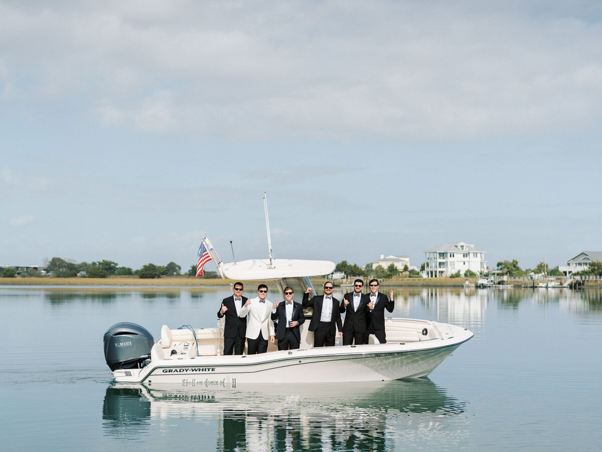 figure-eight-island-yacht-club-wedding-019