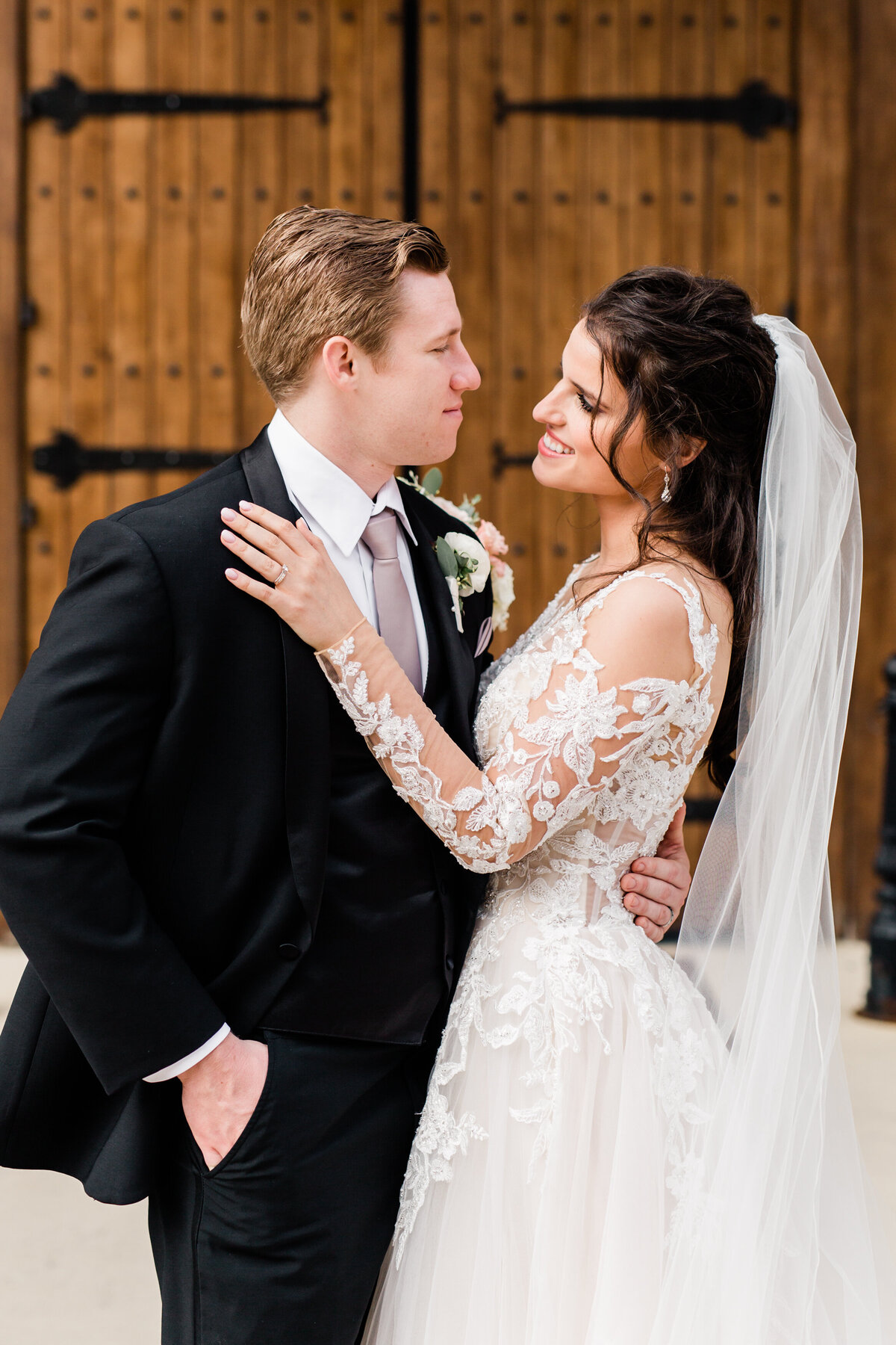 Morgan-Marie-Weddings-Ohio-Photography-Columbus-Scioto-Reserve-34