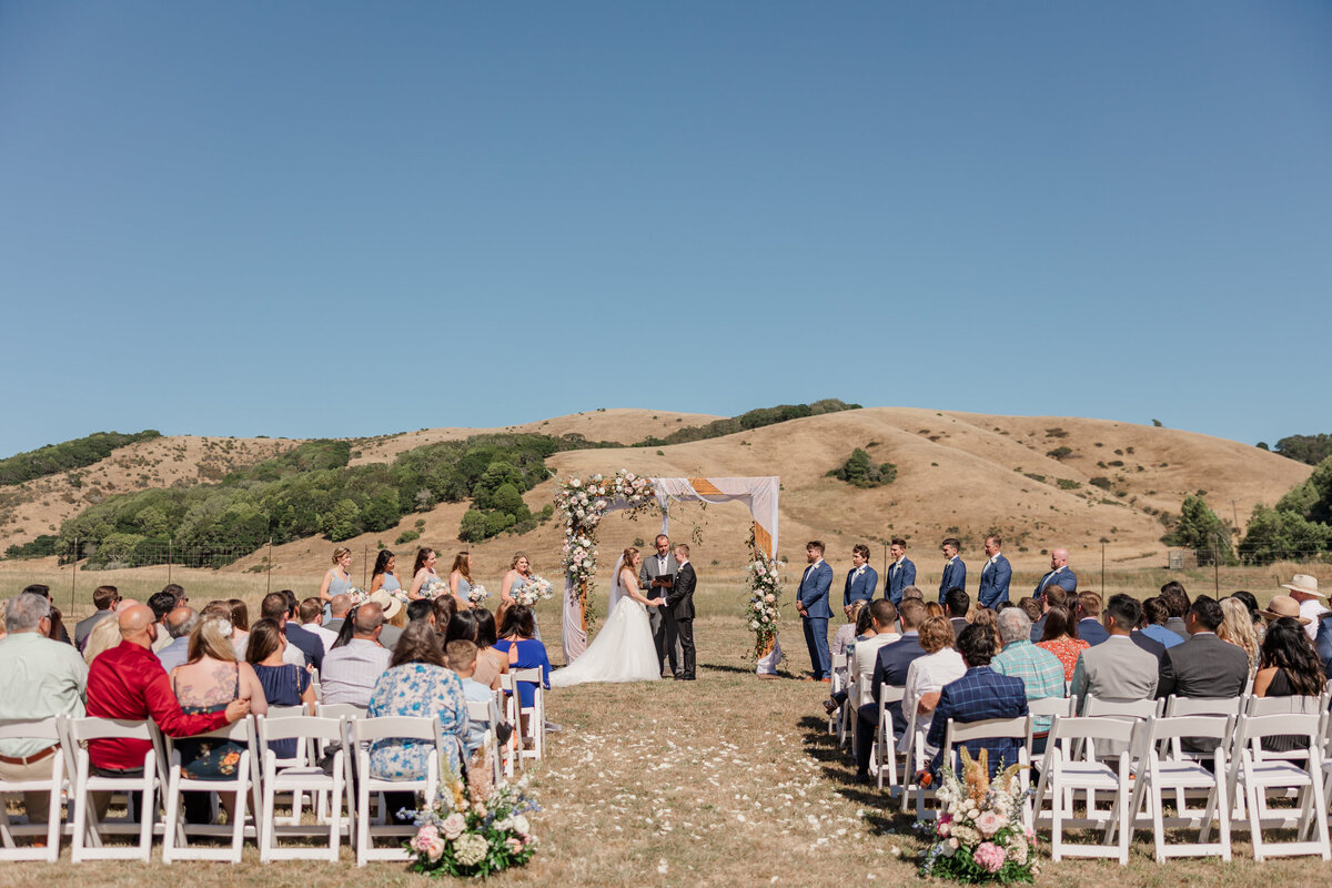 tent-wedding-in-petaluma-california-13
