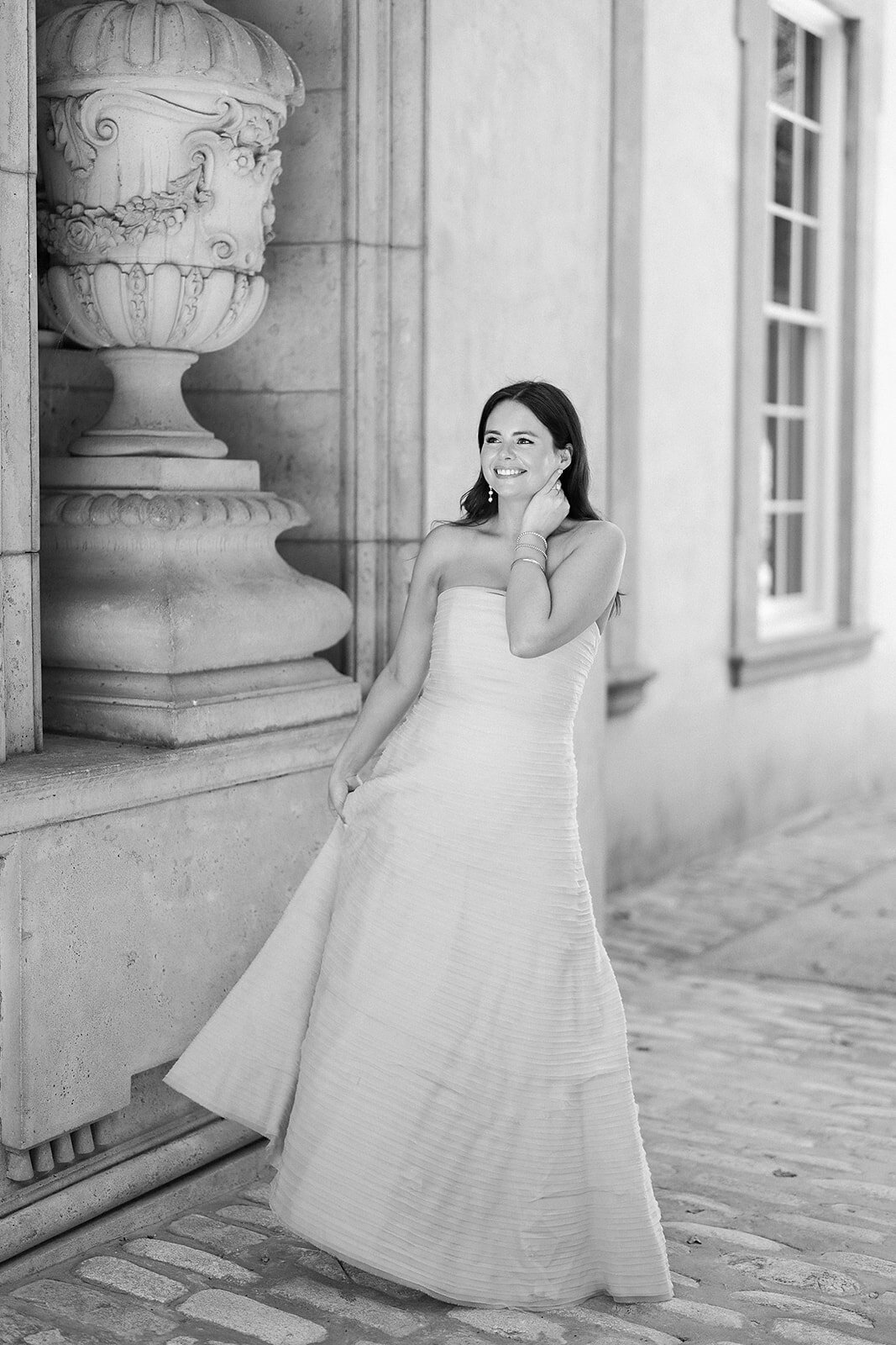 Atlanta-Swan-House-Engagement-Crystal-Photography-BW-12