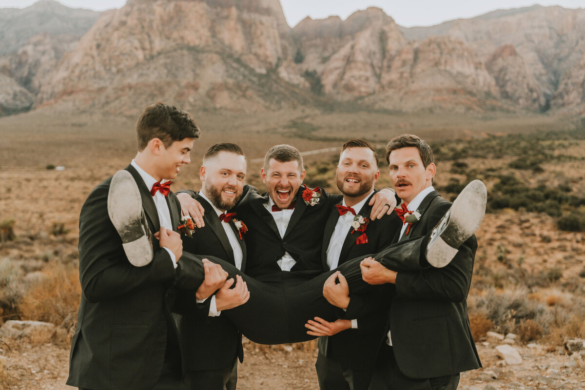 destination micro wedding photographer191