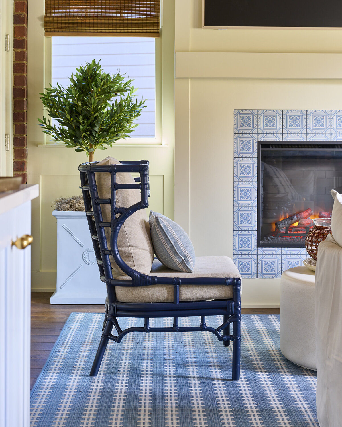 ElyseYang_4027McClatcheyCir.NE_110425_MMP_67060