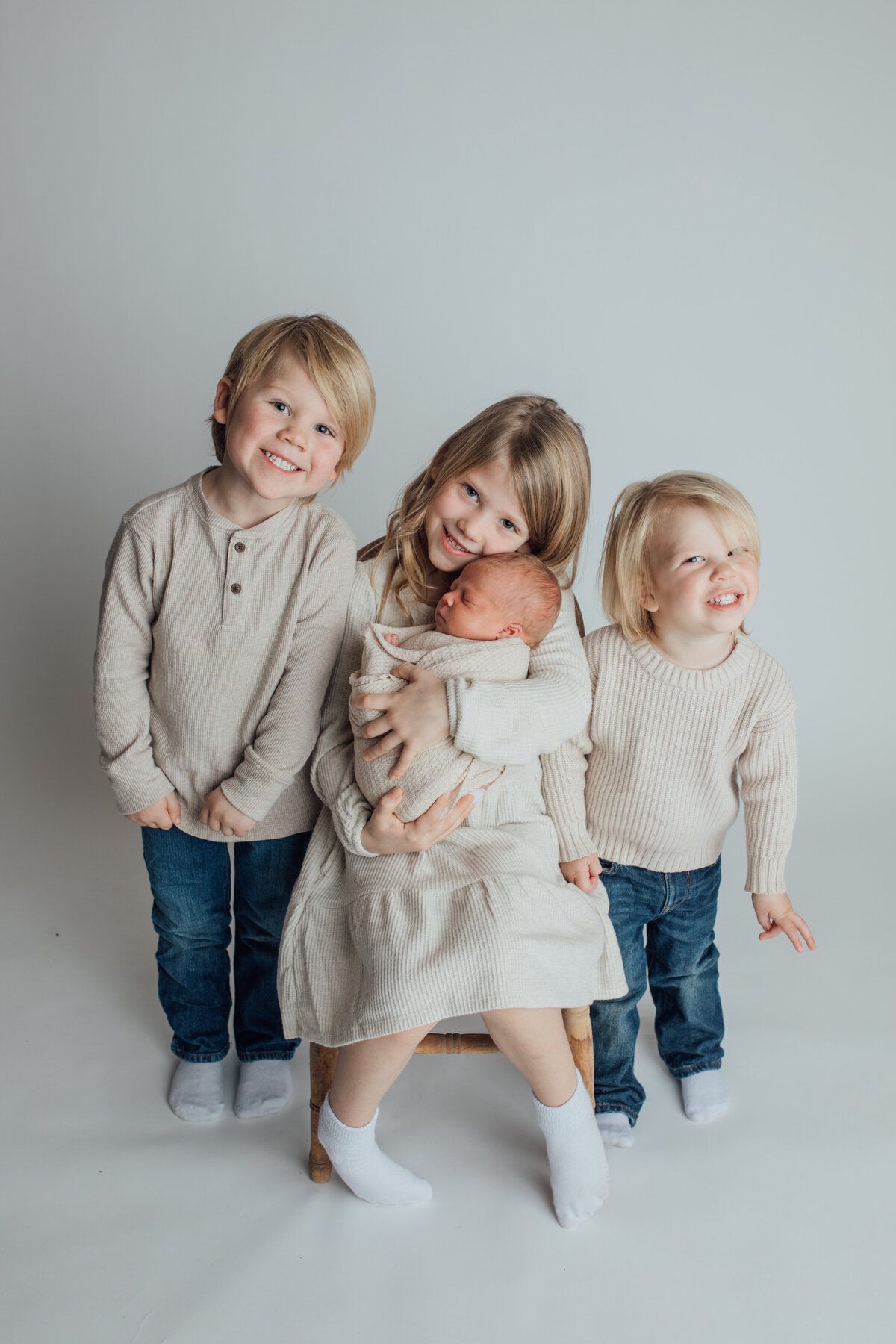 anchorage-newborn-photographer-36