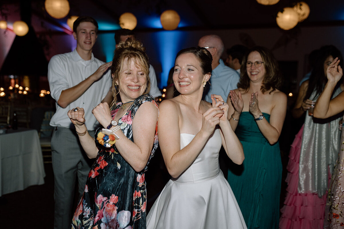 sussex-ski-lodge-wedding-185