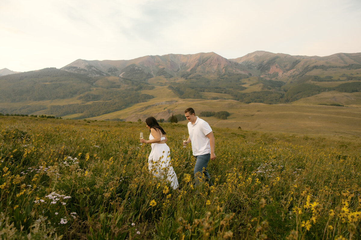 Abigail Anne Photography Colorado and Chicago Wedding and Couples Photographer — Portfolio Featured Story — Emily and Kayne's Engagement 42