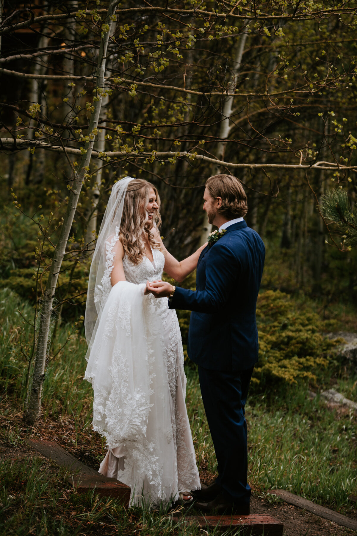 Sara + Lucas Sneak Peeks-19