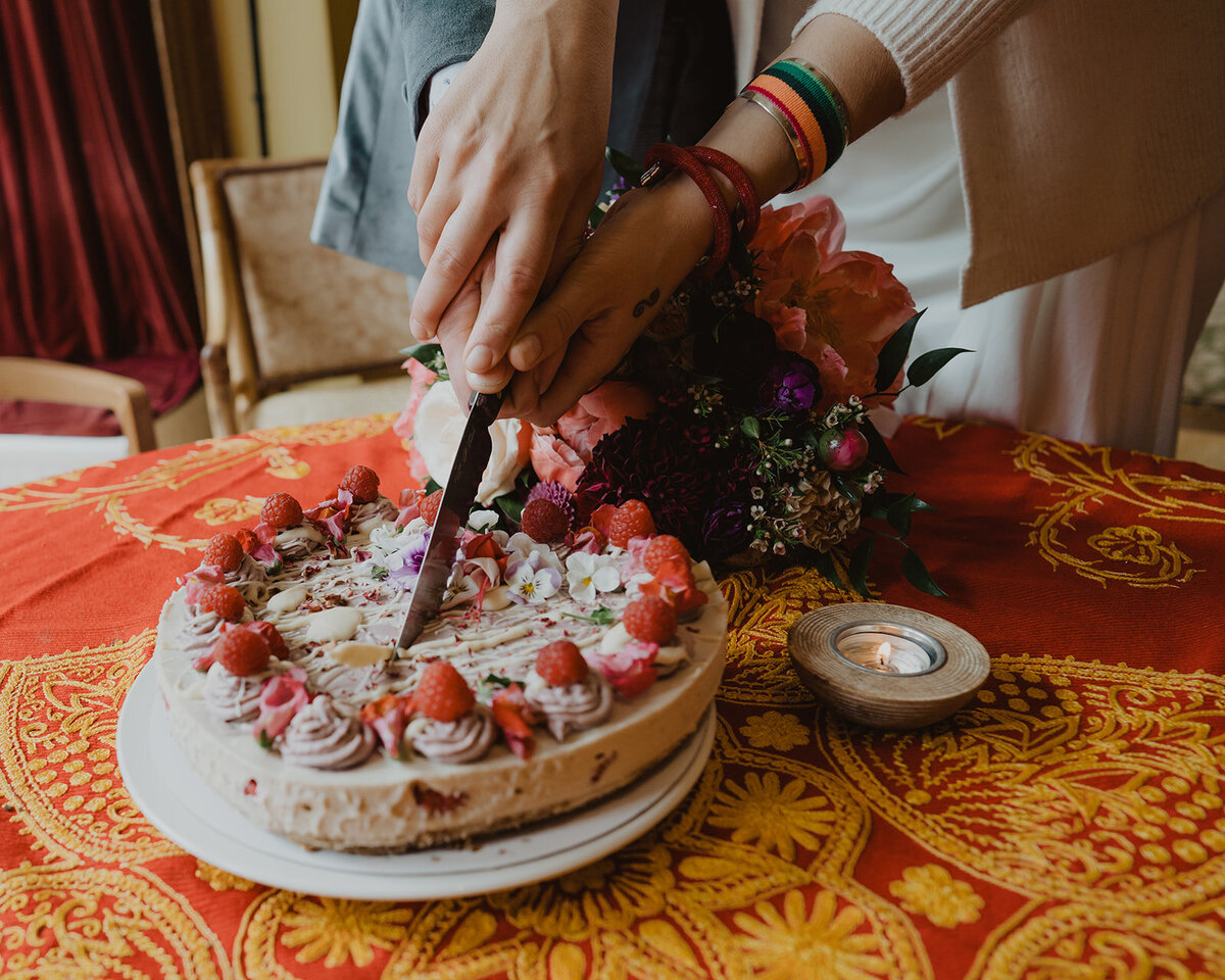 Edinburgh-Scotland-Elopement-Photographer-OneofTheseDaysPhotography-J&K-281