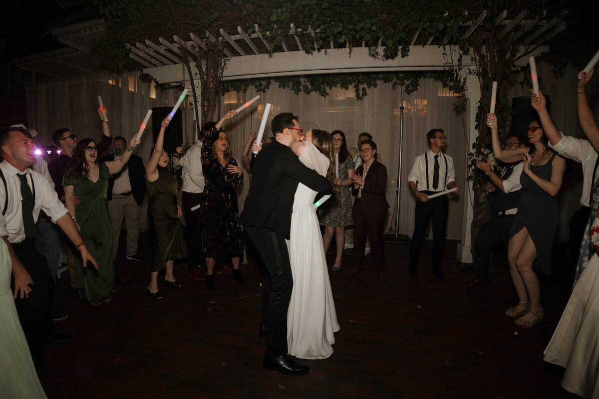 horton-plaza-hotel-san-diego-wedding-raven-berlin-photo-1209