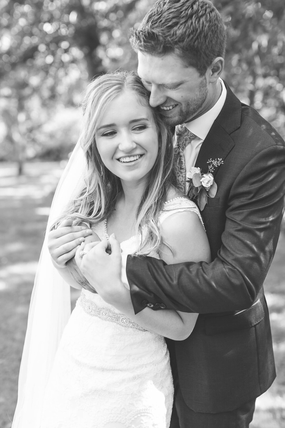 Abby-and-Brandon-Alexandria-MN-Wedding-Photography-LR-12