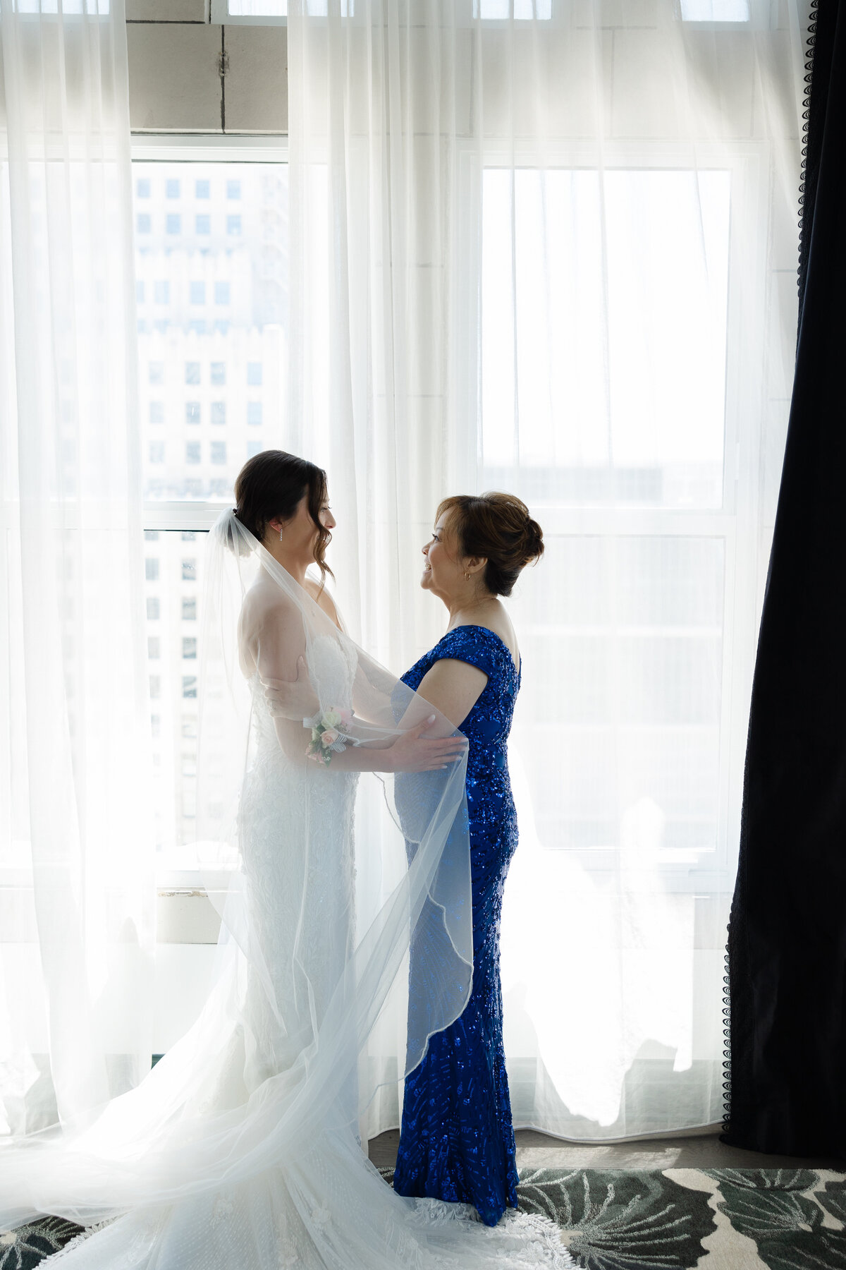 luxury hotel kansas city wedding -10