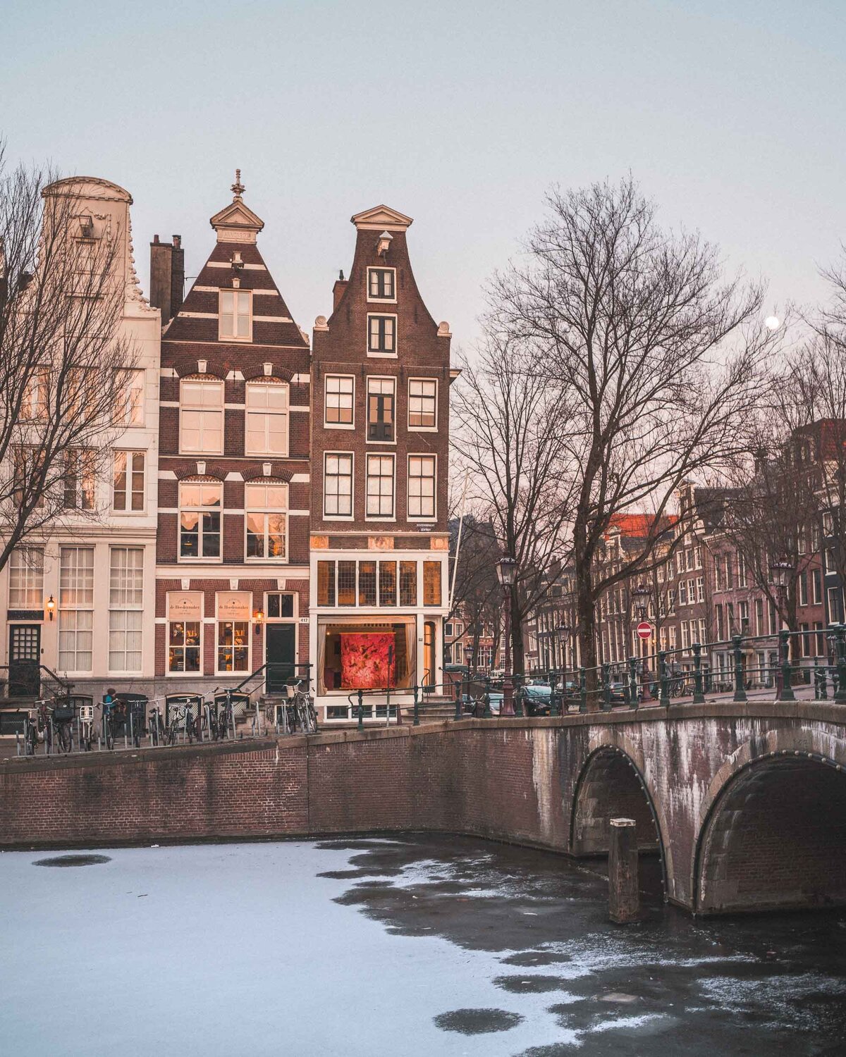 Frozen-Canals-Amsterdam-Netherlands-Winter-FindUsLost-01138