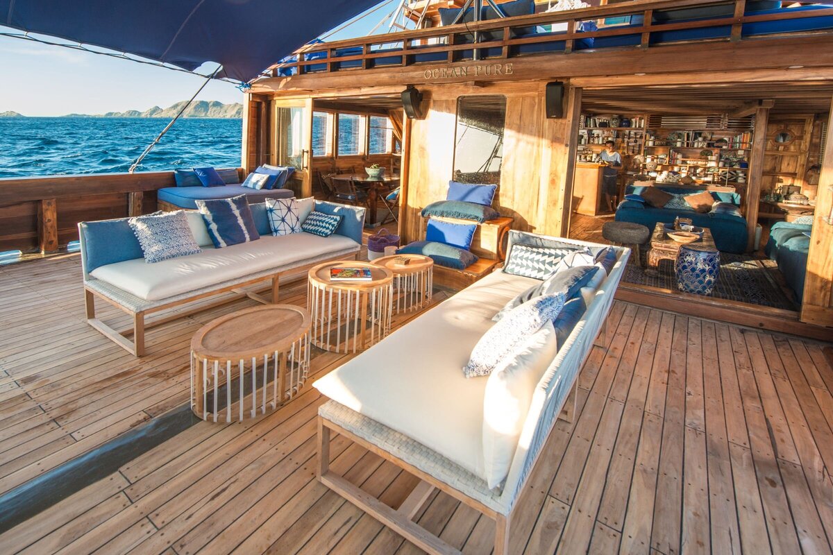 Ocean Pure Luxury Yacht Charter Komodo Indonesia Copy of 5