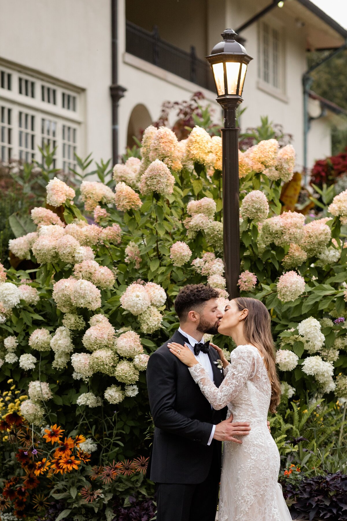 Stunning Elsie Perrin Williams Estate Wedding - Dylan and Sandra Photography - 0874