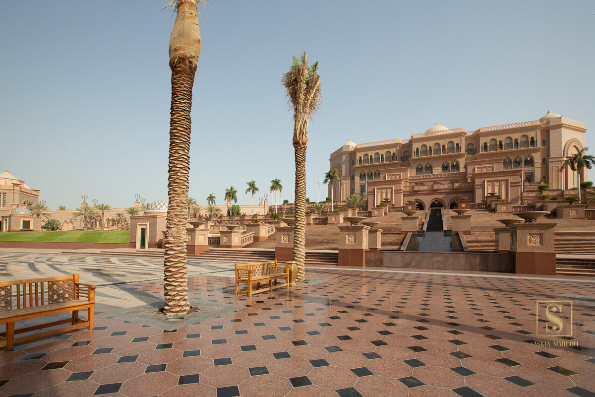 EMIRATES-PALACE-ABU-DHABI-WEDDING-25-YEAR-PORTRAITS-SASKIA-MARLOH-PHOTOGRAPHY-49