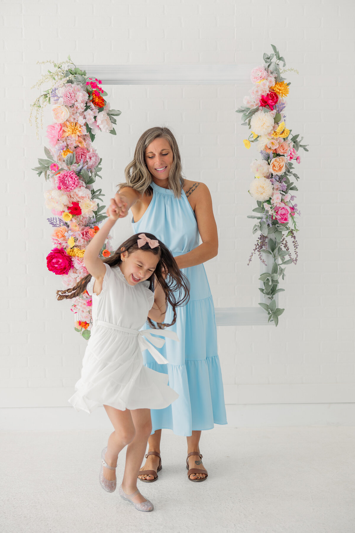 ADP_Spring Minis_Model Fam_The Brand Studio-72