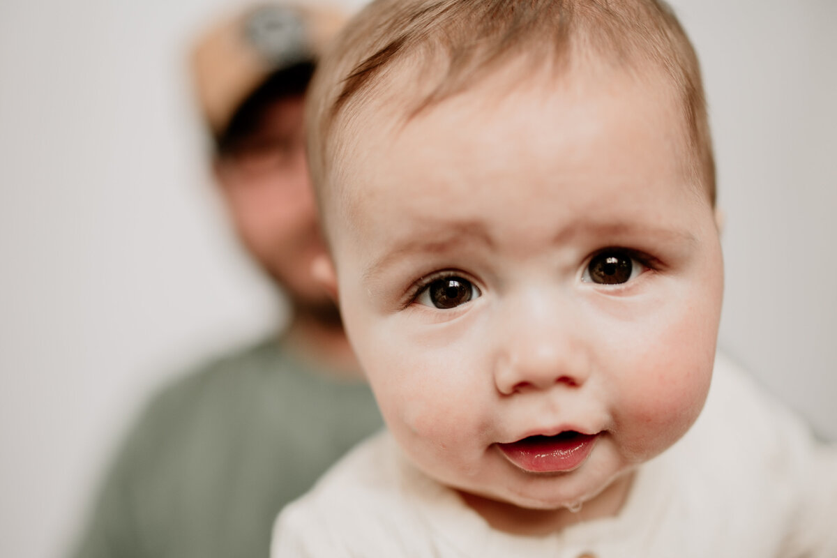 Six month old milestone photos