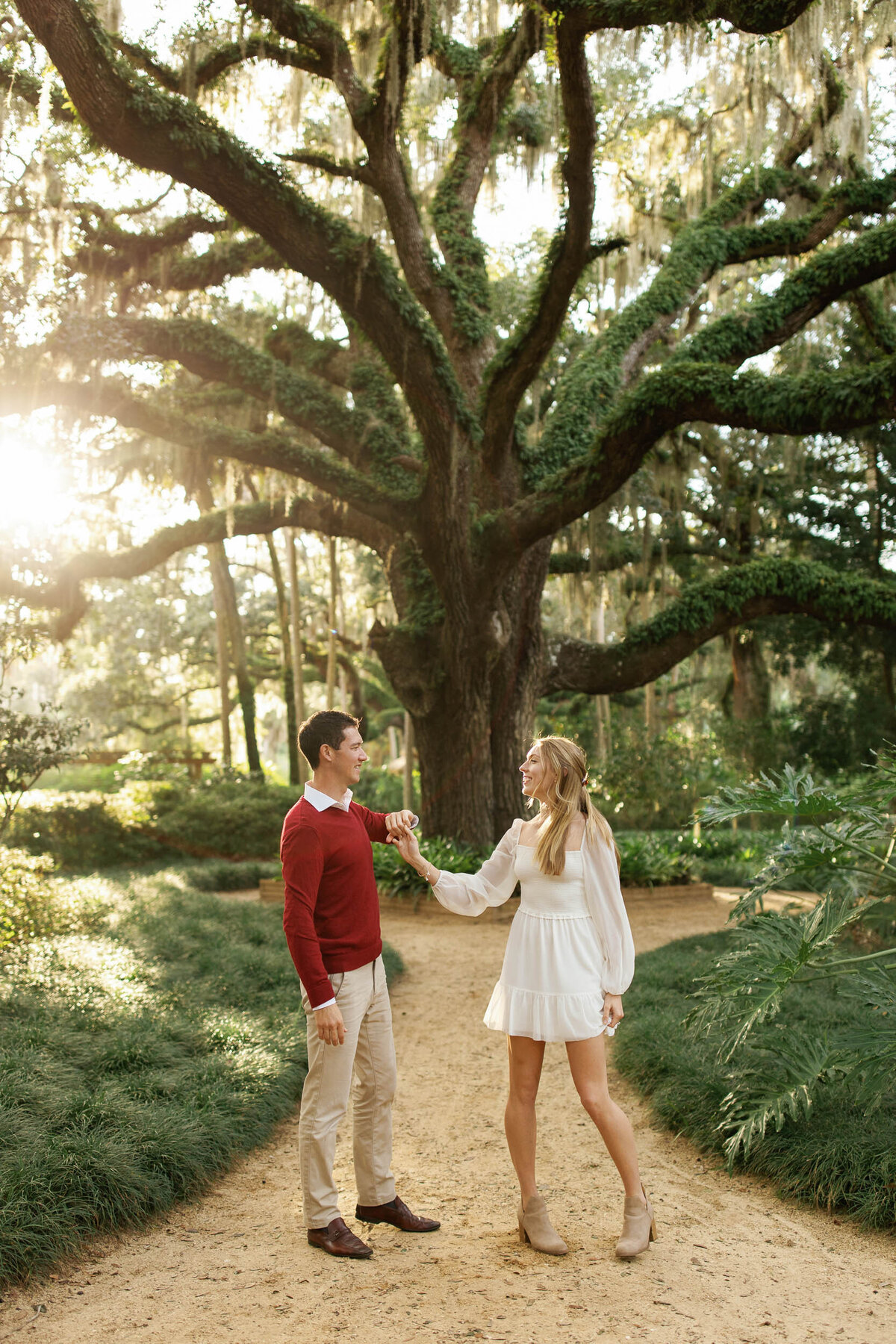 7-engagement-photo-bride-groom-orlando-wedding-photographer-28-north-21