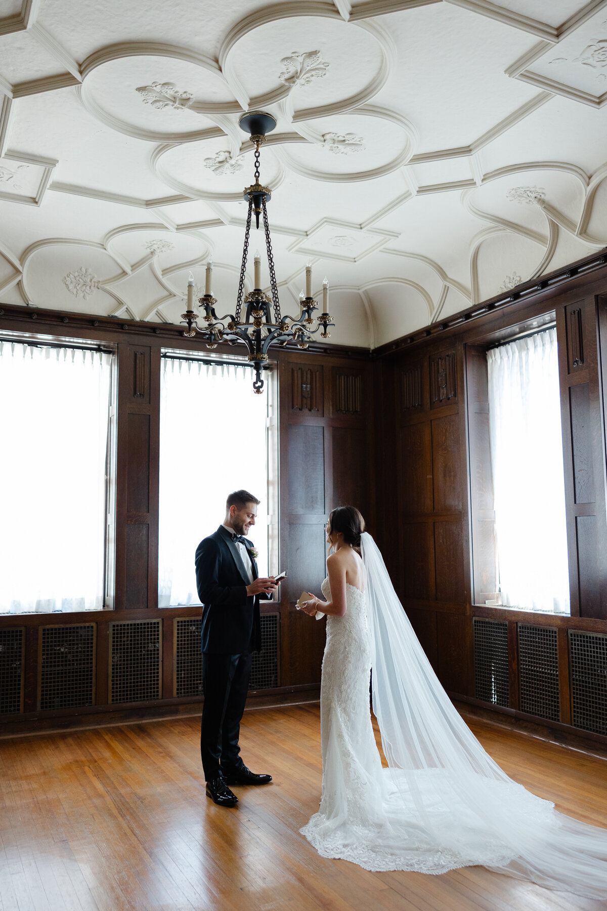 luxury hotel kansas city wedding -24