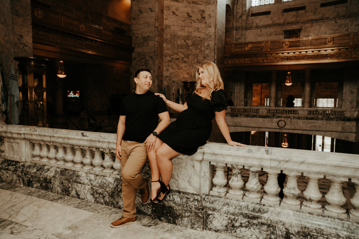 Olympia Washington Engagement Session at Olympia Capitol Building Knotted Pines Co.9