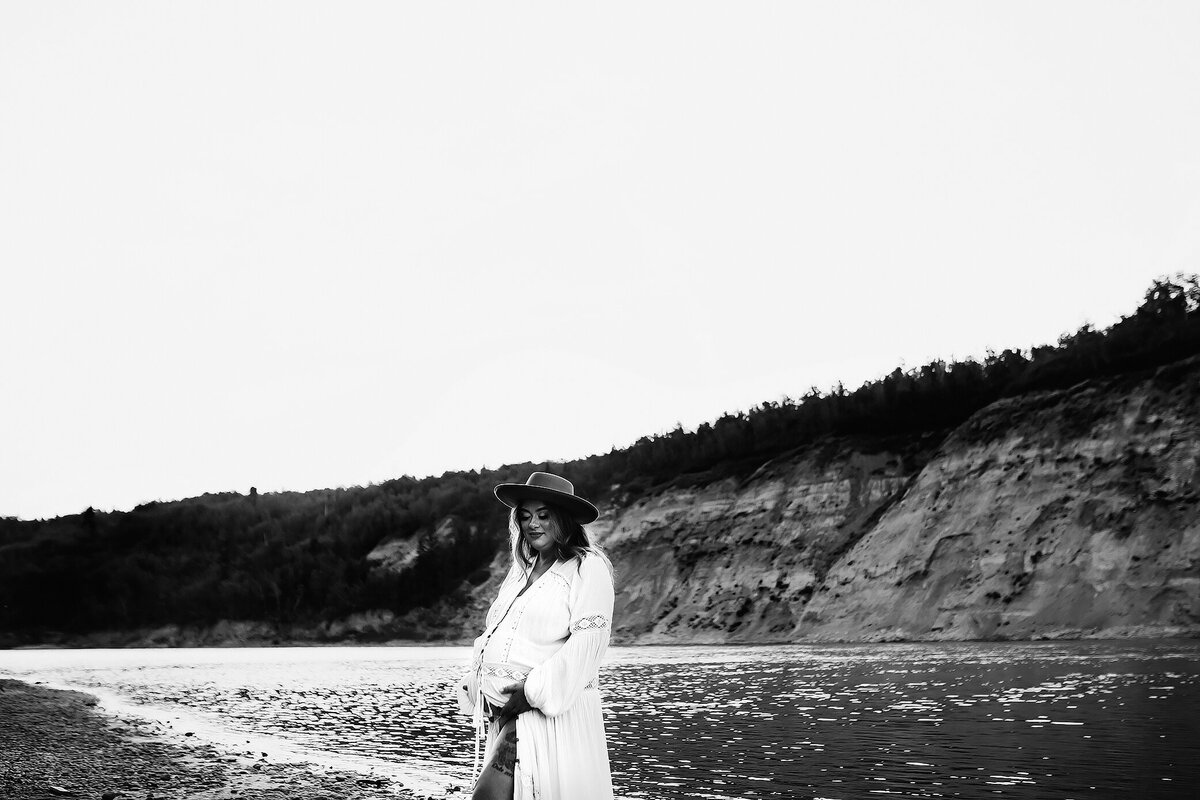 Edmonton Maternity Photography_Kelsie Kelly Photographer Best 2024  (24)