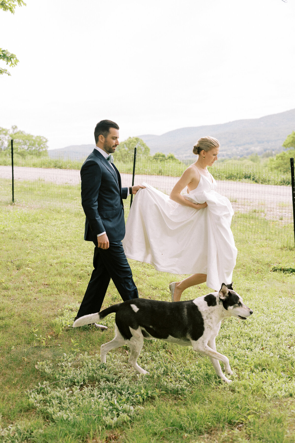 hudson-valley-backyard-wedding -19