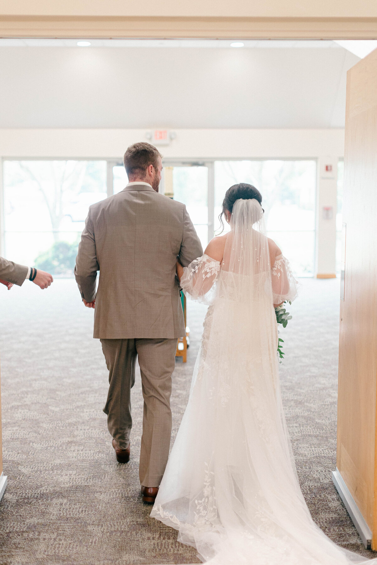 mayowood-stone-barn-wedding-18